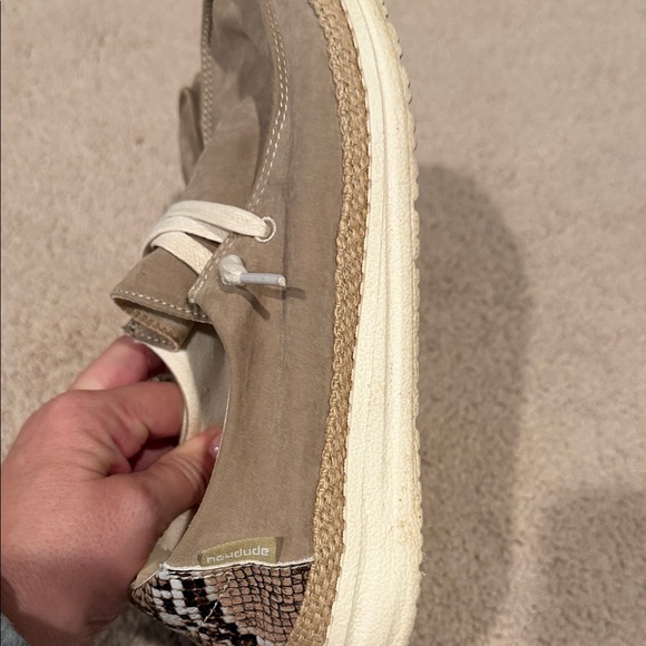 Hey Dude Wendy Python Taupe Womens Size 7 Beige Casual Walking Slip On Shoes - Picture 3 of 5